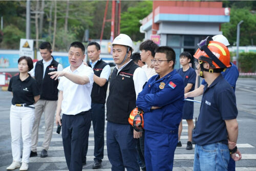 Dernières nouvelles de l'entreprise MYUAV a terminé avec succès le test d'application pratique du drone de lutte contre les incendies pour les super-grands immeubles à Shenzhen