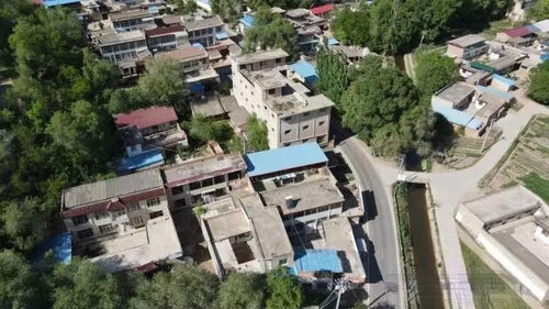 Dernières nouvelles de l'entreprise Avec l'aide de drones MYUAV, il n'y a pas de cachette pour les ordures