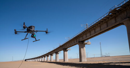 Dernières nouvelles de l'entreprise Système d'inspection de pont MYUAV relié à un drone