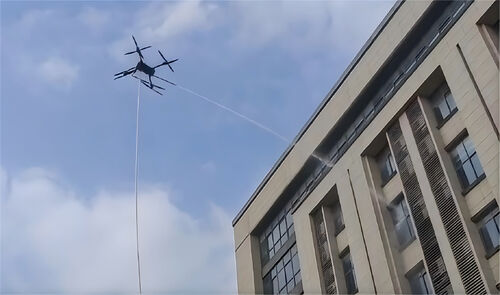 Dernières nouvelles de l'entreprise Comment les drones attachés se distinguent-ils dans la lutte contre les incendies?