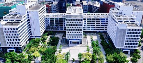 Dernières nouvelles de l'entreprise Nettoyage de façade au Tsinghua Unisplendour Information Port : Une étape vers des opérations en haute altitude standardisées